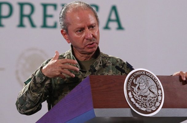 "El enemigo lo tenemos en el Poder Judicial", asegura secretario de Marina