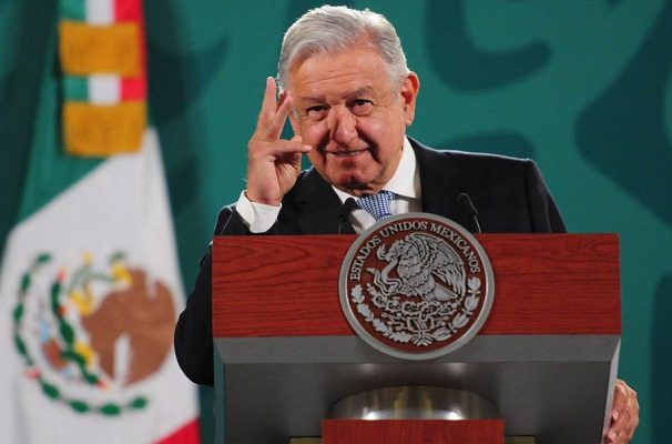 AMLO revela que EE.UU. envió a México expediente sobre caso Ayotzinapa
