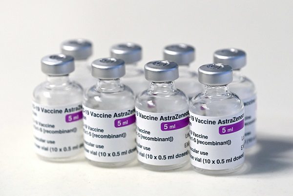Se liberarán esta semana vacunas de AstraZeneca envasadas en México