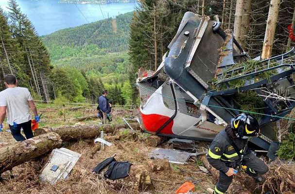 Detienen a tres funcionarios relacionados con accidente de teleférico en Italia