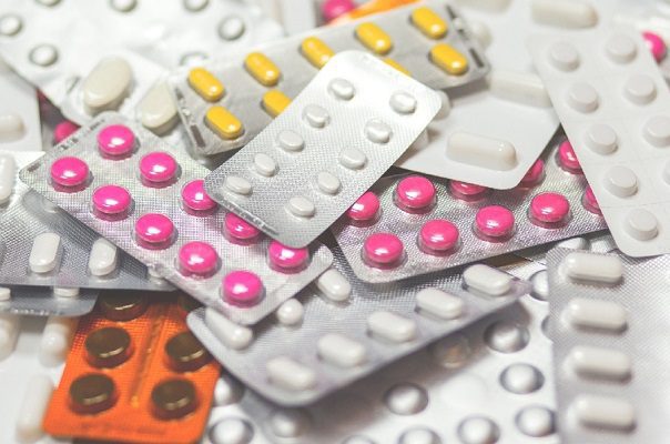 Gobierno afirma haber ahorrado 11 mmdp en compra de medicamentos