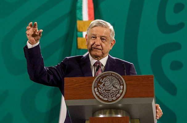 Me "meterme más" en casos de desaparecidos, asegura AMLO