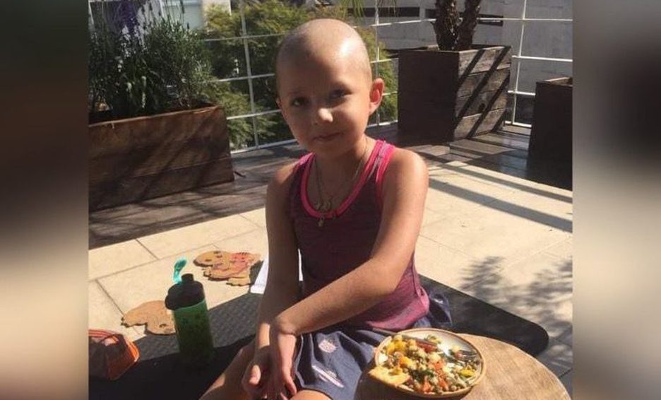 Padres de niña con cáncer piden ayuda para encontrar donadores de sangre