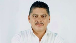 Atacan a balazos a candidato en Oaxaca; su hija resulta lesionada