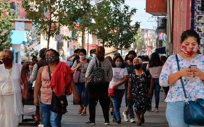 Veracruz permite apertura de cementerios y centros comerciales en Día de las Madres