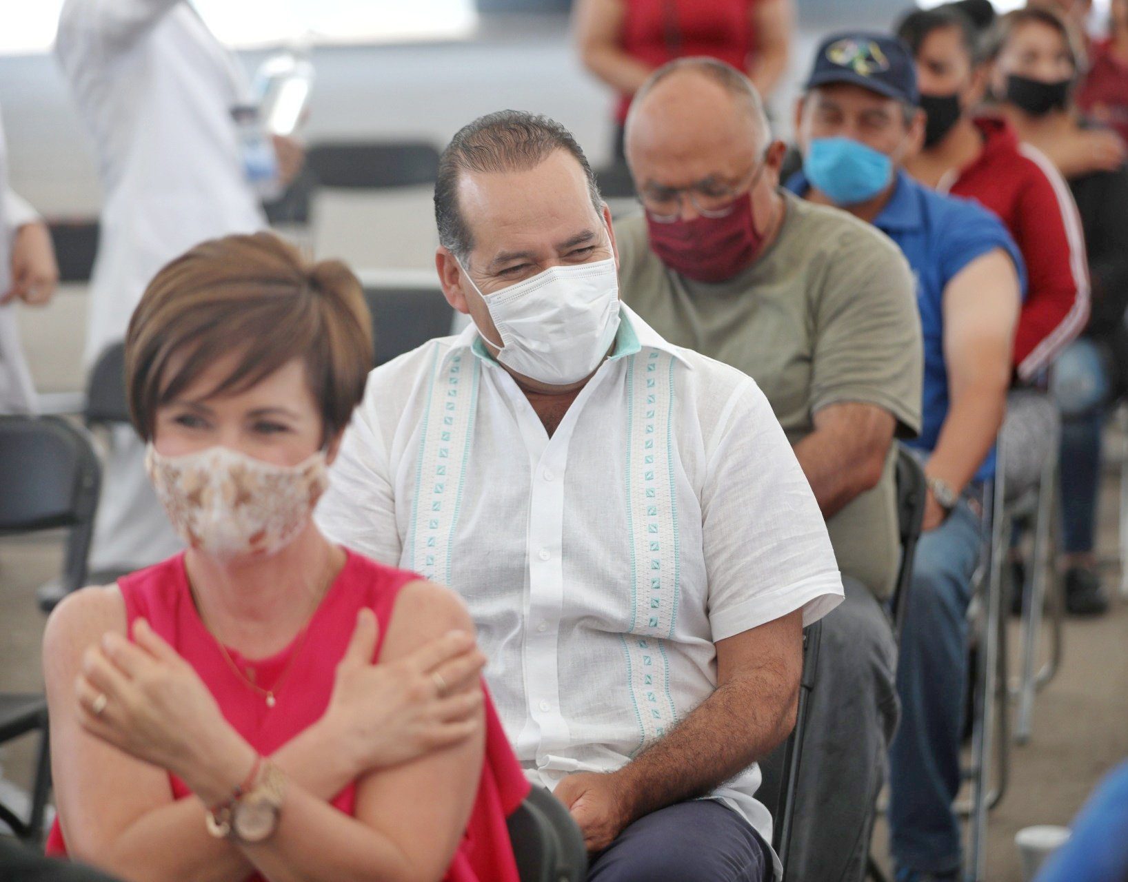 Recibe gobernador de Aguascalientes vacuna contra el covid-19