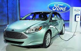 Prevé Ford 40% de ventas de autos eléctricos para 2030