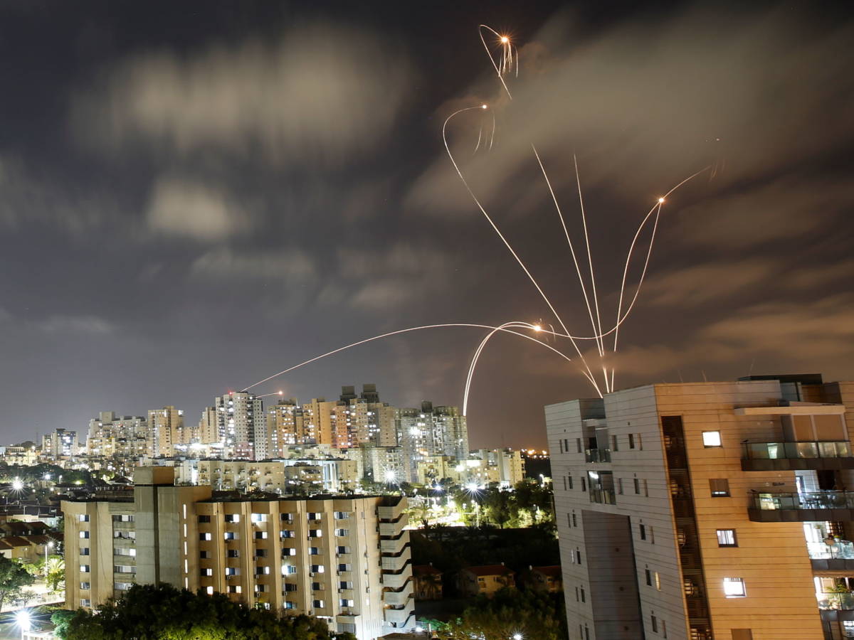 Biden apoya frenar el fuego en Israel