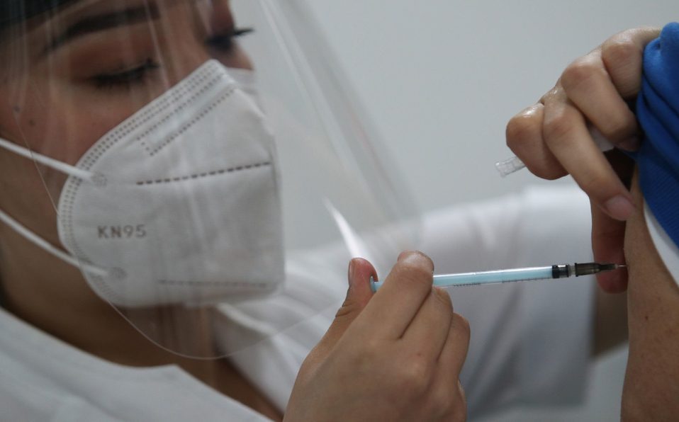 Vacunación a personas de 40 a 49 años a partir de julio: AMLO