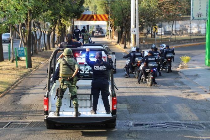 En EdoMex militar se defiende y mata a ladrón que quería quitarle su auto