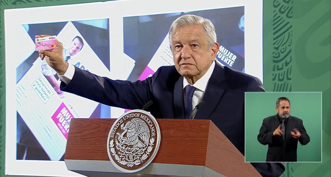 Legal pero no oportuno entrega de tarjetas previo a elecciones: AMLO