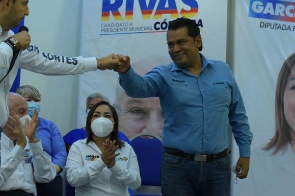 Balean a candidato a alcalde de Yanga, Veracruz. Muere colaborador