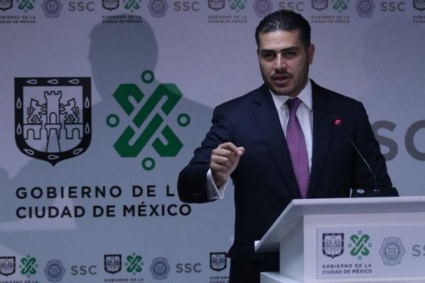 Hospitalizan a Omar García Harfuch para retirarle esquirlas tras atentado de 2020