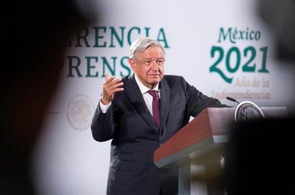 AMLO asegura que acatará decisión del INE de retirar tres mañaneras