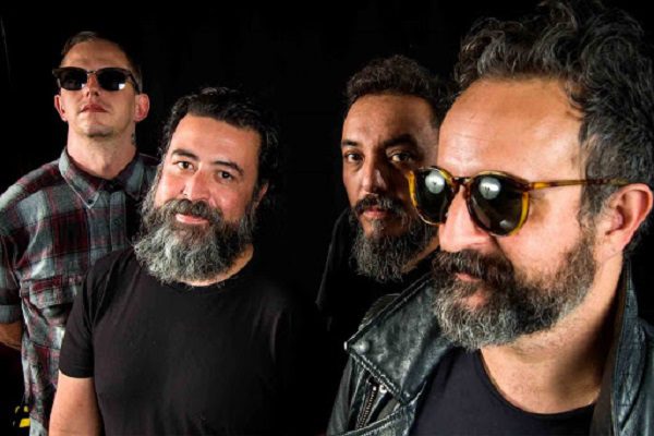 Molotov denuncia formalmente a candidato de Morena por alterar canción