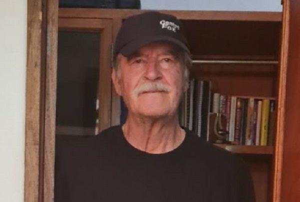 Previo a votar, FOX se viste de luto por el sepelio de "ya saben quién"