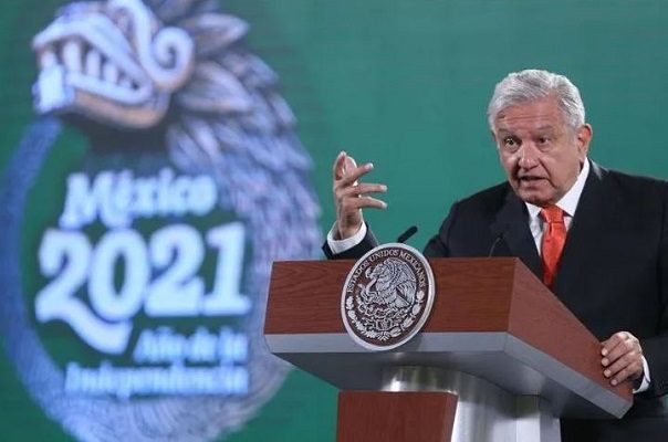 AMLO descarta hablar con Kamala Harris sobre entrega de dinero a MCCI