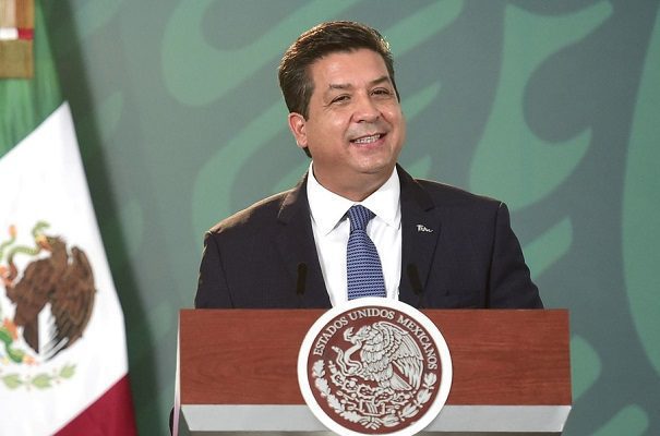 Ordenan desbloquear cuentas de esposa y de hermano de García Cabeza de Vaca