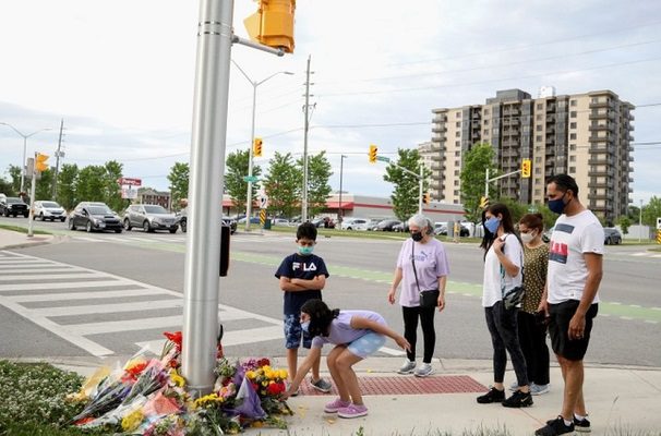 Familia musulmana muere atropellada en ataque premeditado, en Canadá