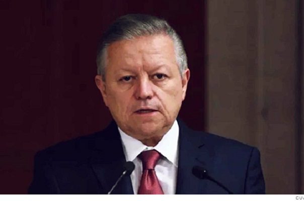 Zaldívar anuncia que votará en consulta sobre ampliación de su mandato