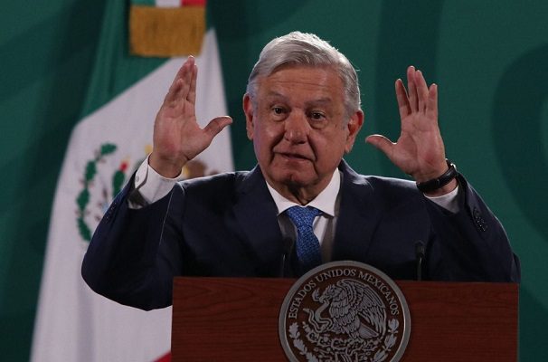 Votaron contra Morena los que no usan el Metro, asegura AMLO
