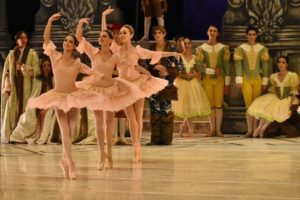 Por caso de Covid-19, aplazan ballet en el Palacio de Bellas Artes