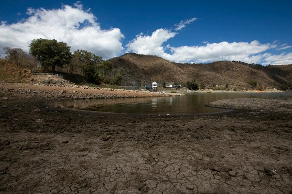 Aun con lluvias, Cutzamala mantiene sequía severa