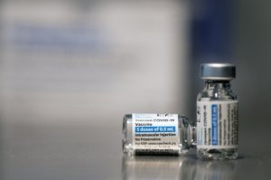 EE.UU. desecha 60 millones de vacunas de Johnson & Johnson