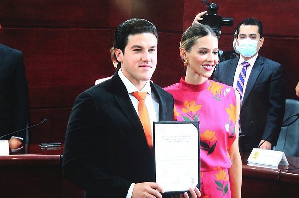 Samuel García recibe constancia de gobernador electo de NL