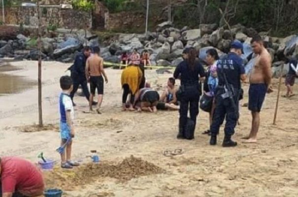 Padre muere ahogado al salvar a su hijo en playa de Nayarit
