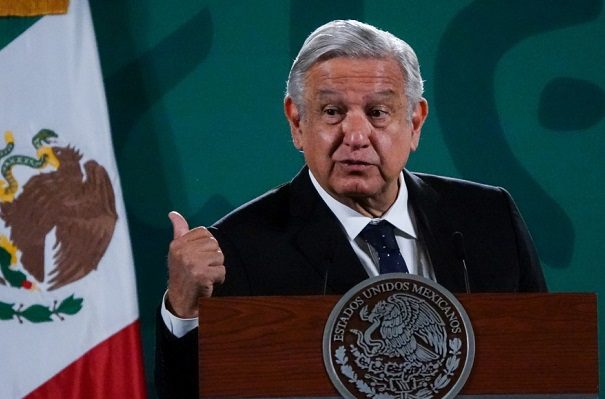 Cifra de muertos por COVID-19 ya vacunados "No es grave", insiste AMLO