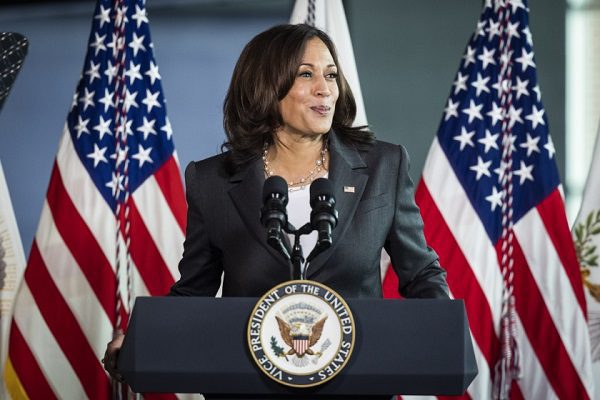 Medio revela que Kamala Harris visitará frontera con México esta semana