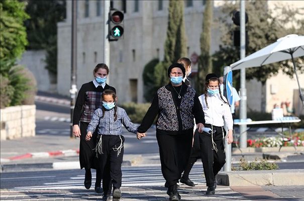 Debido a la variante Delta, Israel reimpone uso obligatorio de cubrebocas
