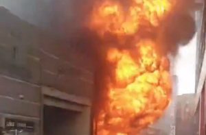 Se registra gran explosión e incendio en el metro de Londres #VIDEOS