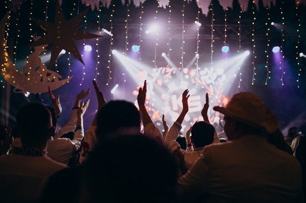 Fiesta de 15 años deja ocho muertos por COVID-19, en Argentina