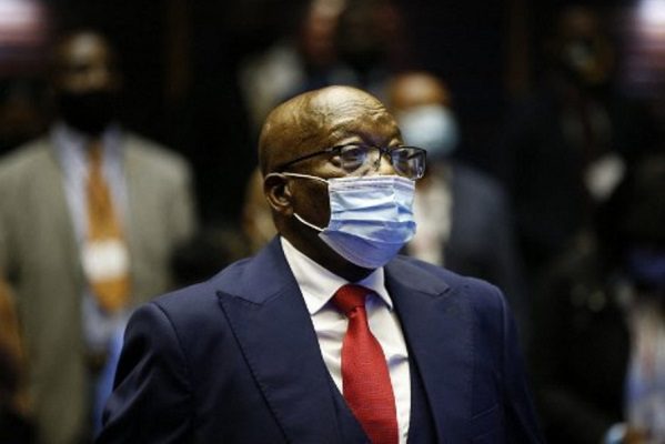 Dan prisión a ex presidente de Sudáfrica por desacato a justicia