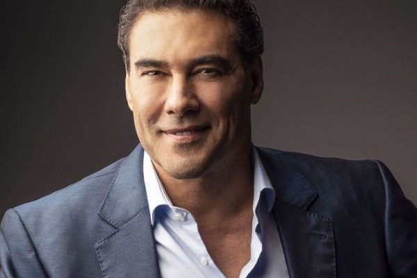 Tunden en redes a Eduardo Yáñez por criticar 'Jóvenes Construyendo el Futuro'