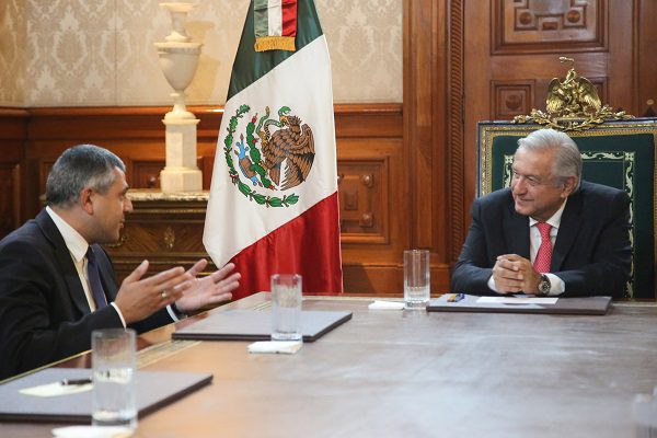 OMT reconoce a AMLO por manejo de turismo ante pandemia