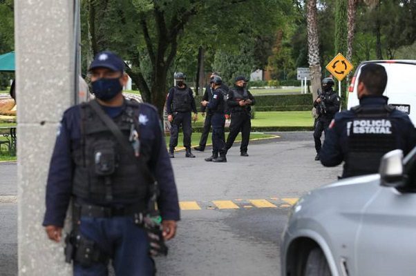 Barbosa revela que operativo en UDLAP fue saqueo en arcas