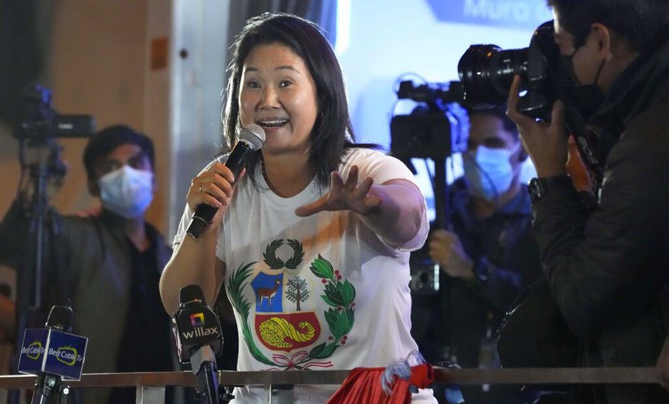 Keiko Fujimori rechaza derrota electoral “aún faltan actas contar”