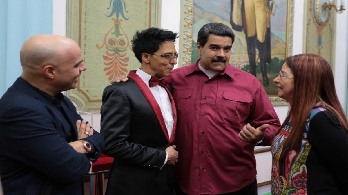 Nicolás Maduro contrató a músico por 60 mil dólares en su cumpleaños