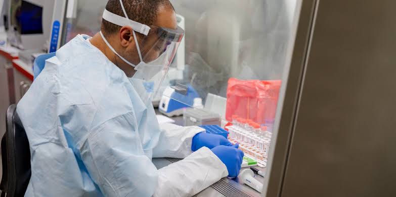 Fue prematuro descartar que COVID salió de laboratorio: OMS