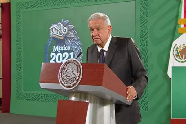AMLO amenaza con fijar un precio máximo al gas LP