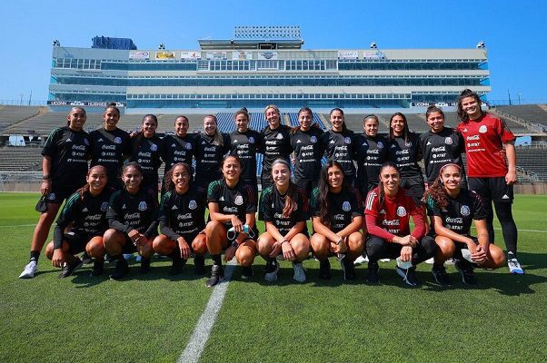 Critican a la FMF tras sugerir que Tri Femenil pague veto por el grito homofóbico