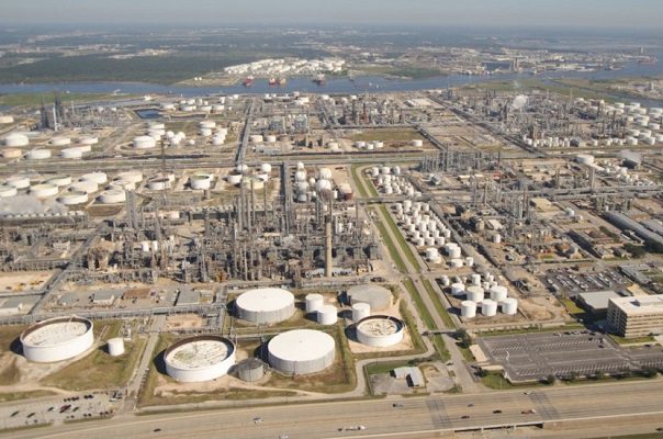 Congresista pide detener la venta de Deer Park a Pemex