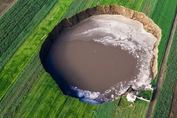 Conagua descarta sobreexplotación de acuífero como causa del socavón de Puebla