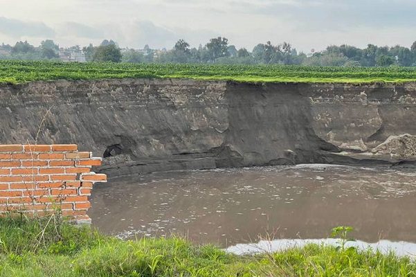 Miguel Barbosa rechaza reporte de Conagua sobre socavón de Puebla