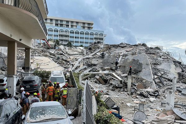 Sube a 32 el número de muertos en condominio colapsado en Miami