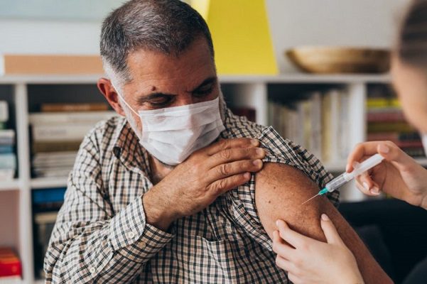 Argentina mezclará aplicaciones de vacuna de AstraZeneca, Sinopharm y Sputnik V