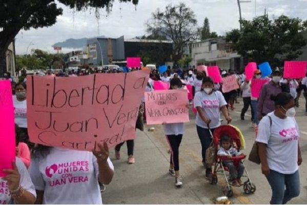 Protestan contra la captura del autor intelectual de ataque a saxofonista de Oaxaca